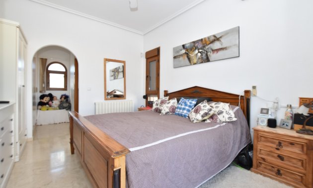 Resale - Villa -
Algorfa - La Finca Golf Resort