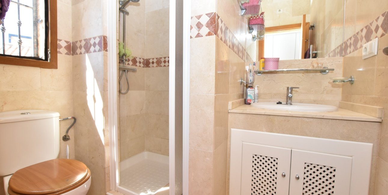 Resale - Villa -
Algorfa - La Finca Golf Resort