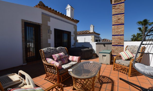 Resale - Villa -
Algorfa - La Finca Golf Resort
