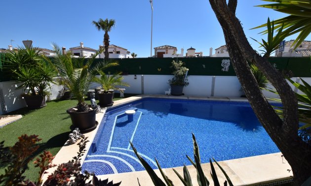 Resale - Villa -
Algorfa - La Finca Golf Resort