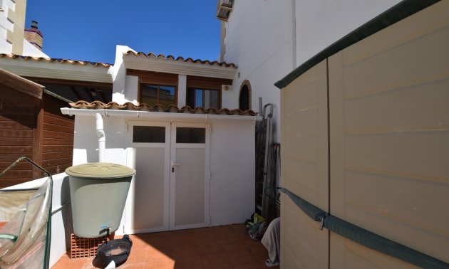 Resale - Villa -
Algorfa - La Finca Golf Resort