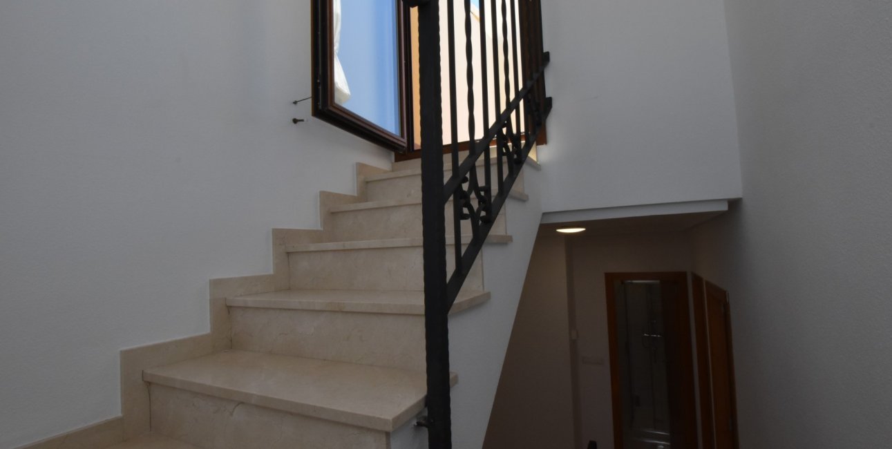 Resale - Townhouse -
Algorfa - La Finca Golf Resort