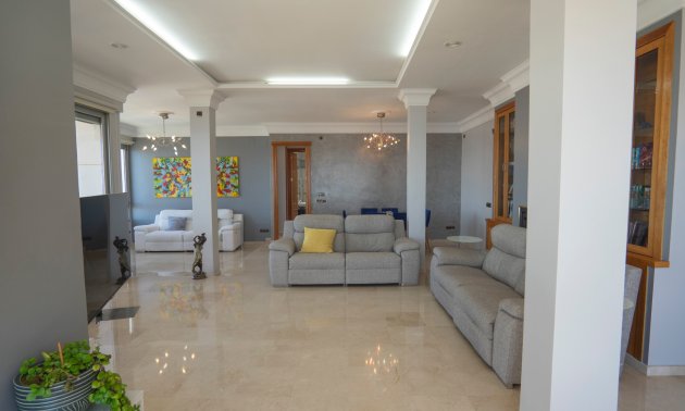 Resale - Apartment / flat -
Benidorm - Benidorm - City