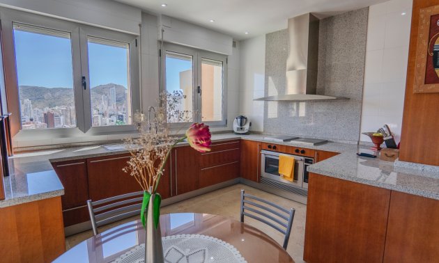 Resale - Apartment / flat -
Benidorm - Benidorm - City