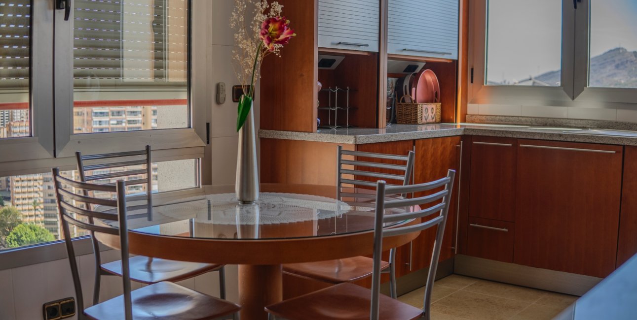 Resale - Apartment / flat -
Benidorm - Benidorm - City