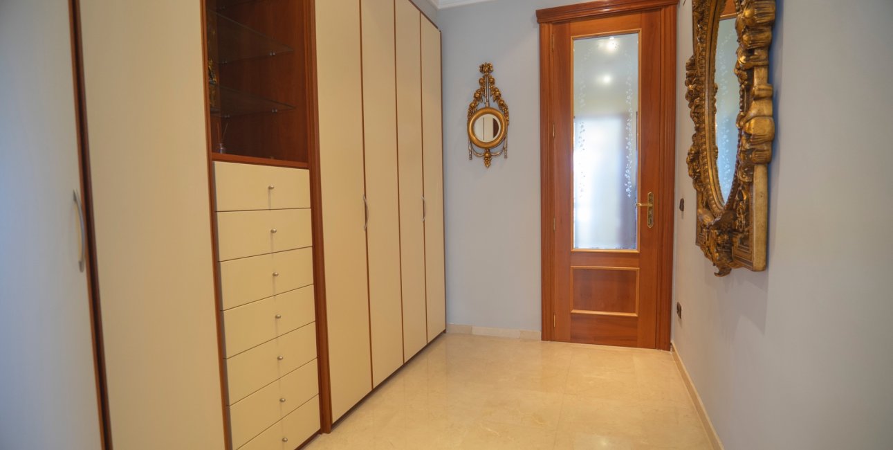 Resale - Apartment / flat -
Benidorm - Benidorm - City