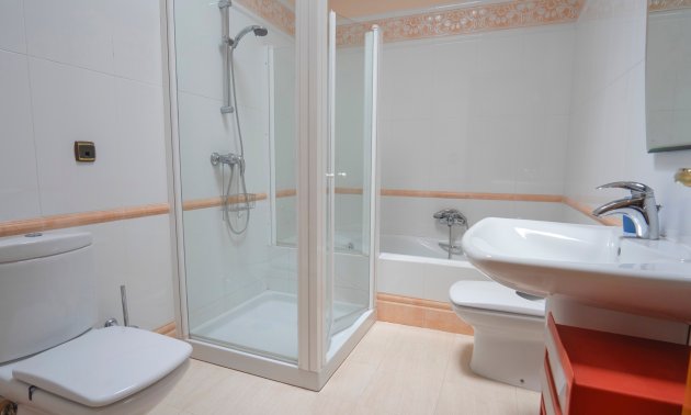 Resale - Apartment / flat -
Benidorm - Benidorm - City