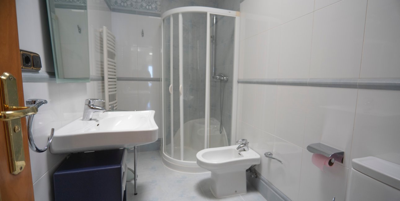 Resale - Apartment / flat -
Benidorm - Benidorm - City