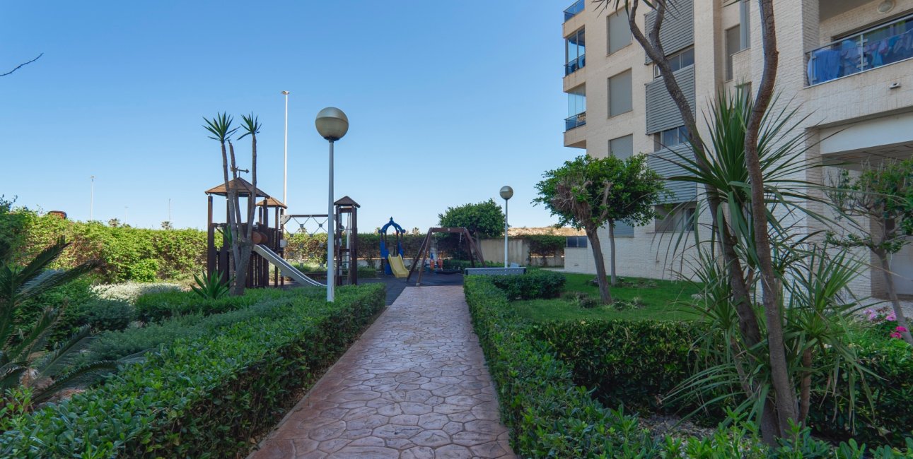 Resale - Apartment / flat -
Guardamar del Segura - Guardamar del Segura - Town