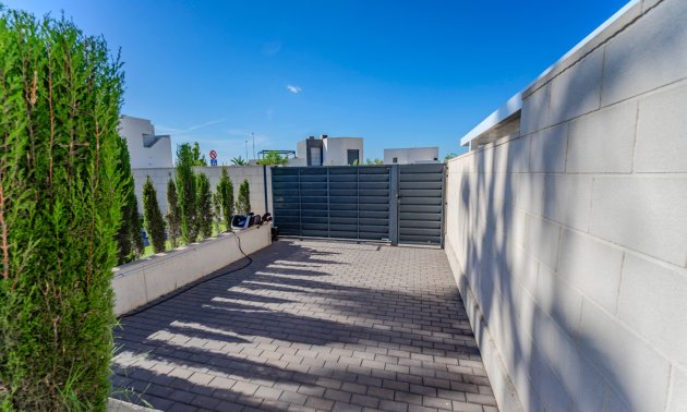 Resale - Townhouse -
Benijofar - Benijofar - Village