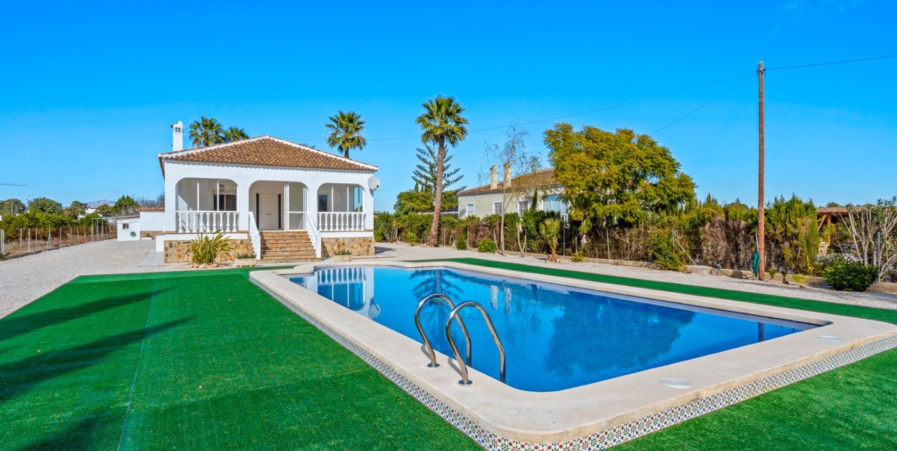 Resale - Country House -
Dolores - Dolores - Country