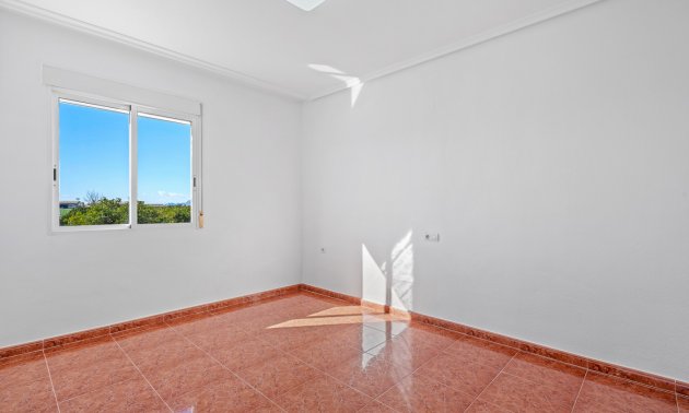Resale - Country House -
Dolores - Dolores - Country