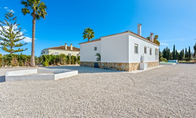 Resale - Country House -
Dolores - Dolores - Country