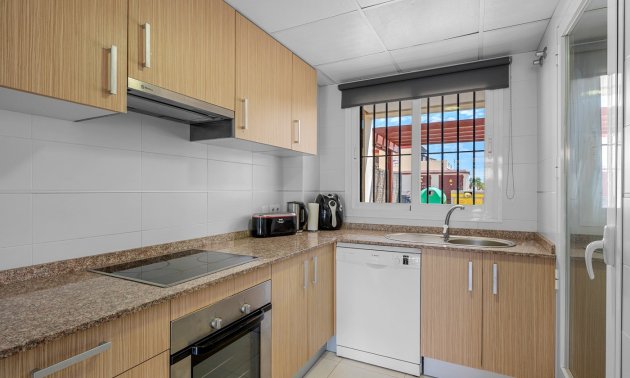 Resale - Townhouse -
Ciudad Quesada - Lo Marabu
