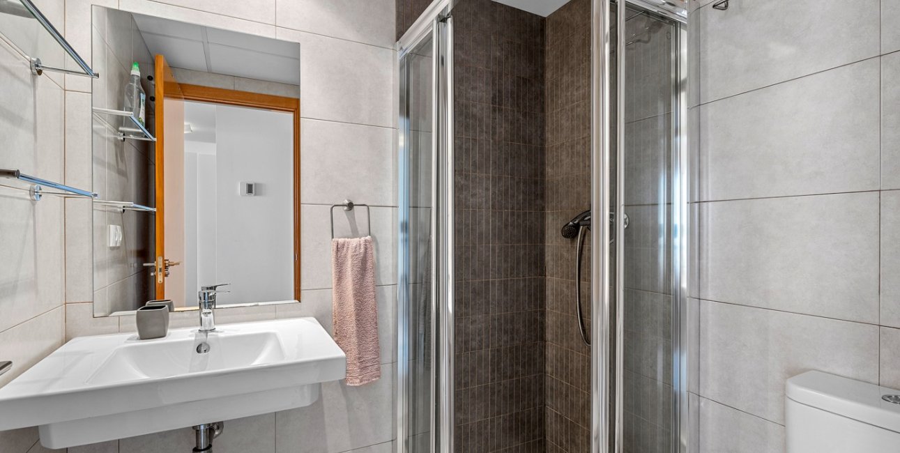 Resale - Townhouse -
Ciudad Quesada - Lo Marabu