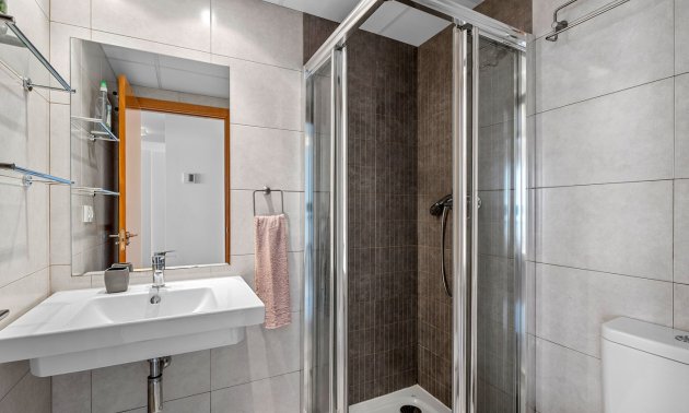 Resale - Townhouse -
Ciudad Quesada - Lo Marabu