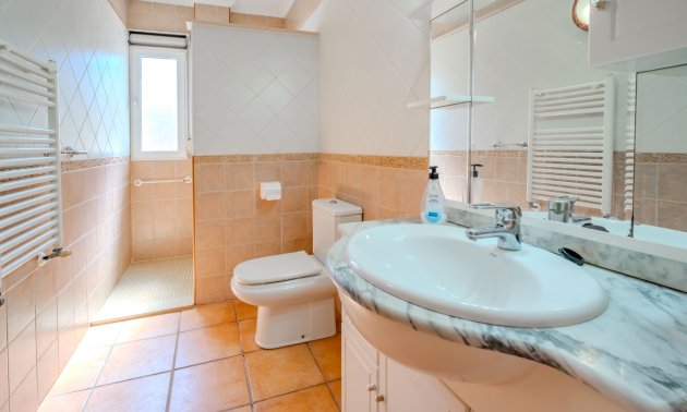 Resale - Country House -
Rojales - Rojales - Country
