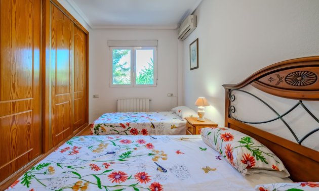 Resale - Country House -
Rojales - Rojales - Country