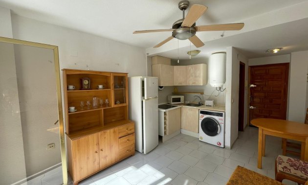 Resale - Study -
Torrevieja - Centro