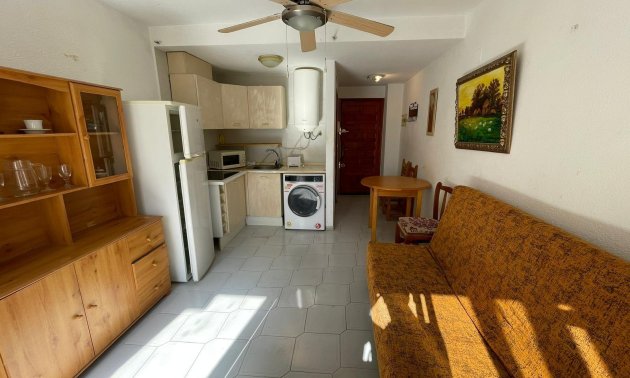 Resale - Study -
Torrevieja - Centro