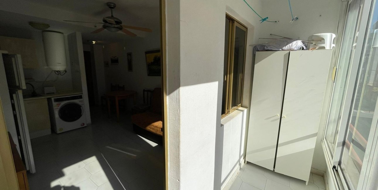 Resale - Study -
Torrevieja - Centro