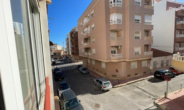 Resale - Study -
Torrevieja - Centro