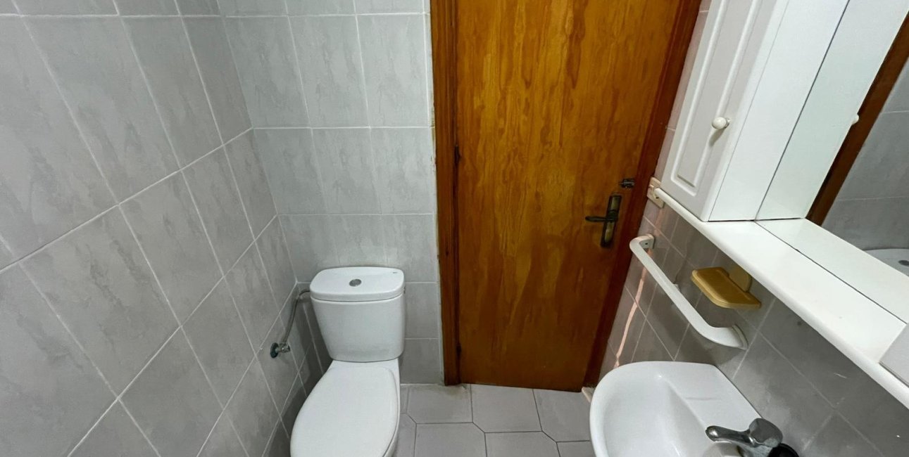 Resale - Study -
Torrevieja - Centro