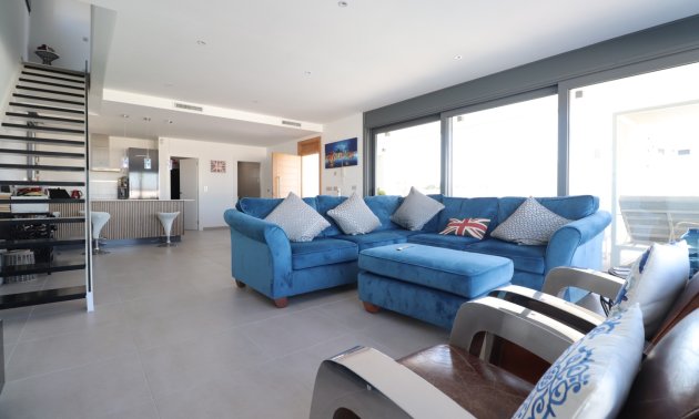 Resale - Villa -
Benimar - Benimar III