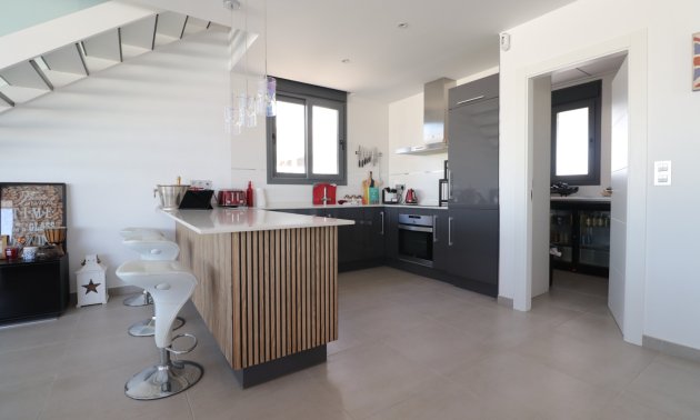 Resale - Villa -
Benimar - Benimar III
