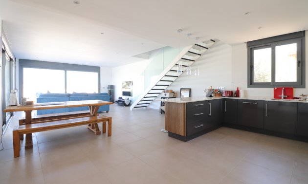 Resale - Villa -
Benimar - Benimar III