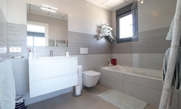 Resale - Villa -
Benimar - Benimar III