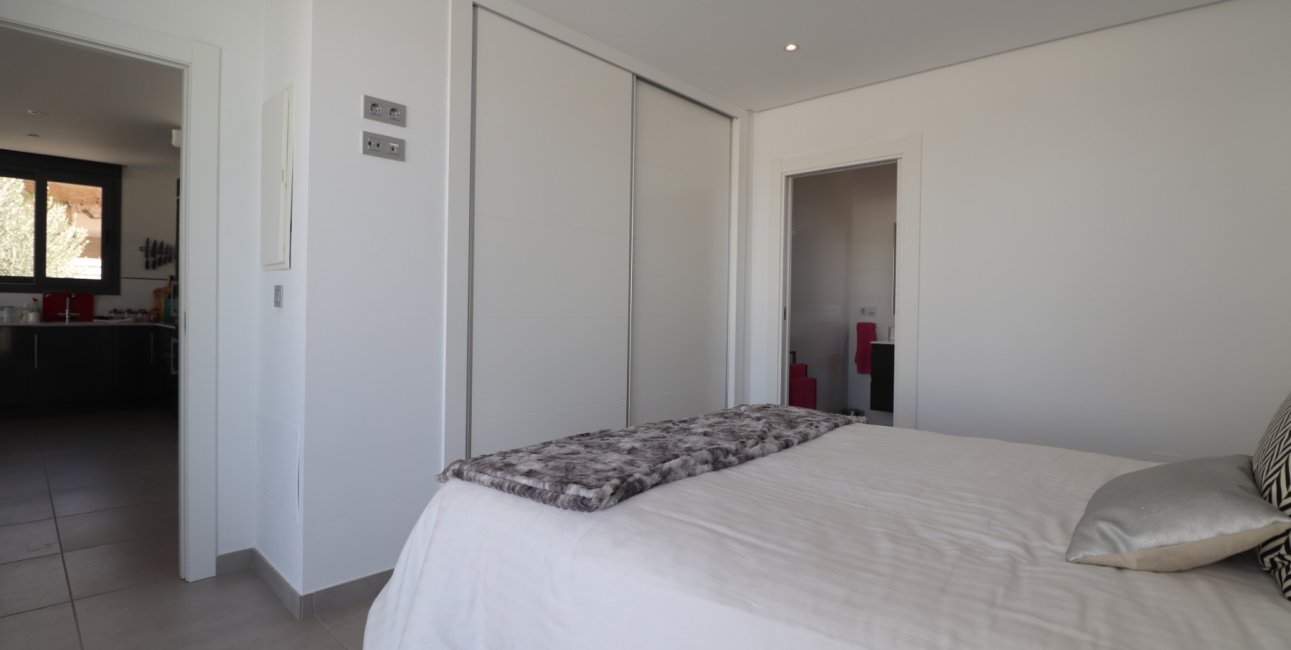 Resale - Villa -
Benimar - Benimar III