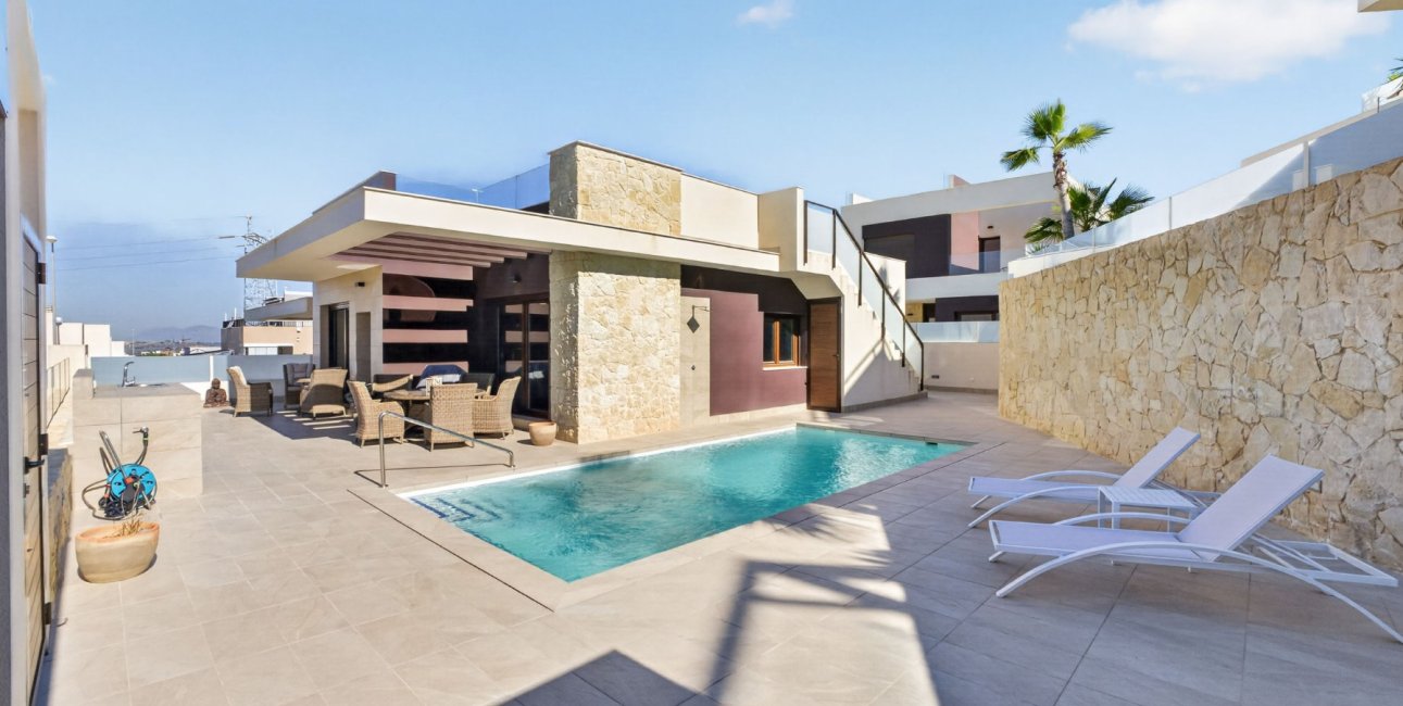 Resale - Villa -
Benimar - Rojales Hills