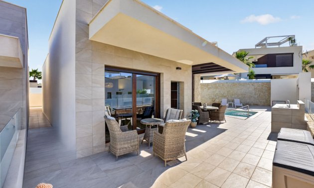 Resale - Villa -
Benimar - Rojales Hills