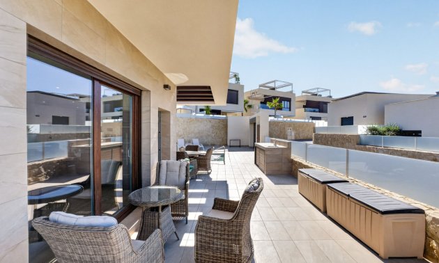Resale - Villa -
Benimar - Rojales Hills