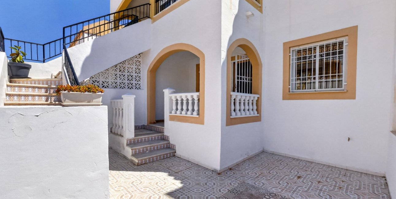 Resale - Apartment / flat -
Torrevieja - Altos del Limonar