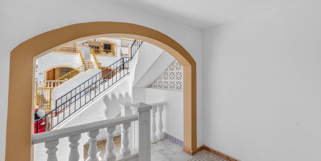 Resale - Apartment / flat -
Torrevieja - Altos del Limonar