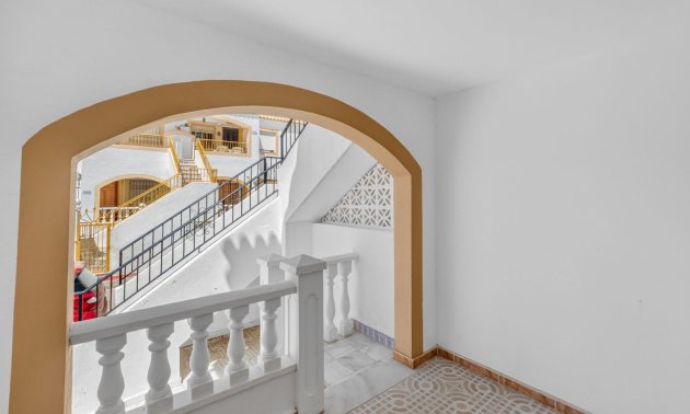 Resale - Apartment / flat -
Torrevieja - Altos del Limonar