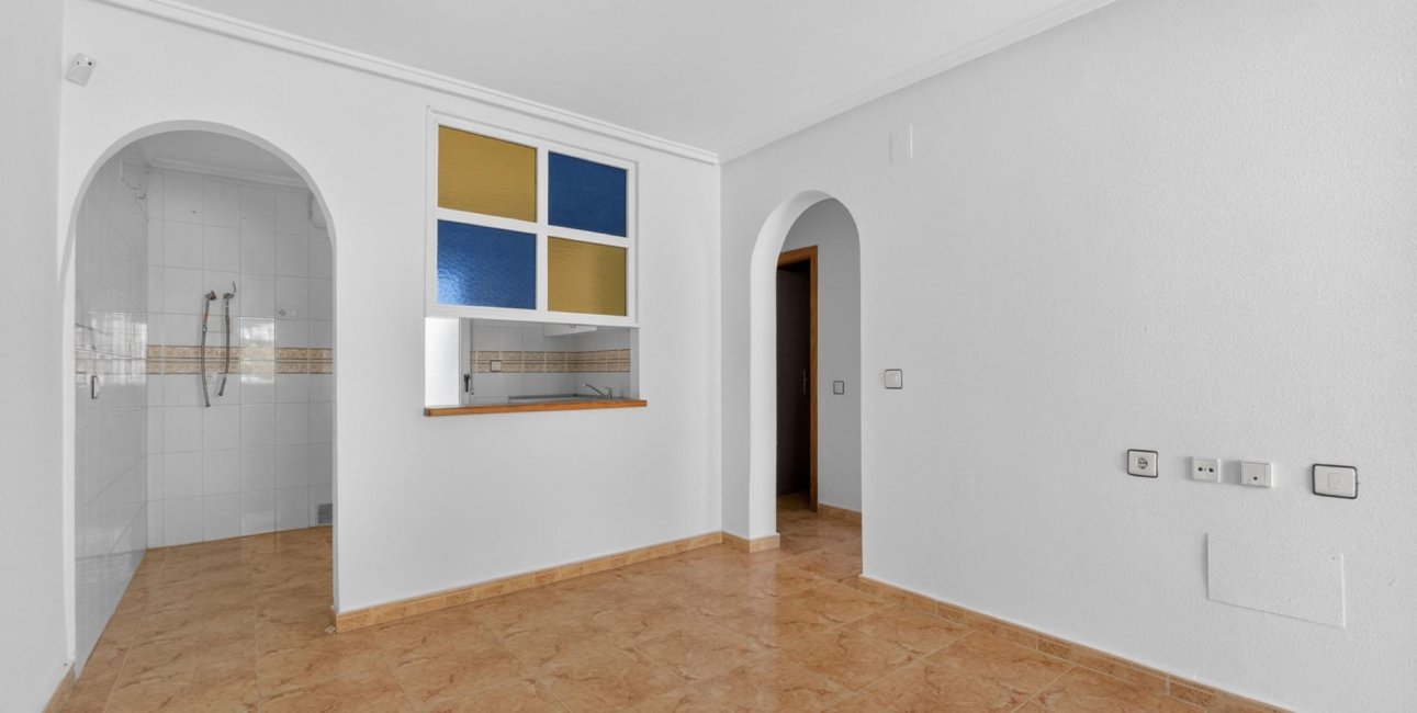 Resale - Apartment / flat -
Torrevieja - Altos del Limonar