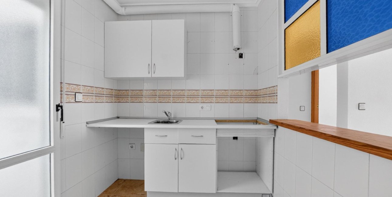 Resale - Apartment / flat -
Torrevieja - Altos del Limonar