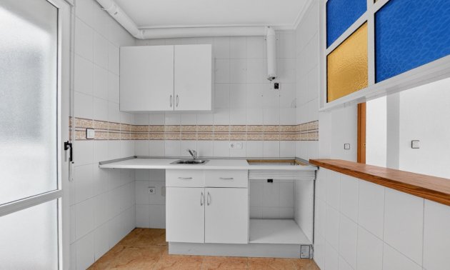 Resale - Apartment / flat -
Torrevieja - Altos del Limonar