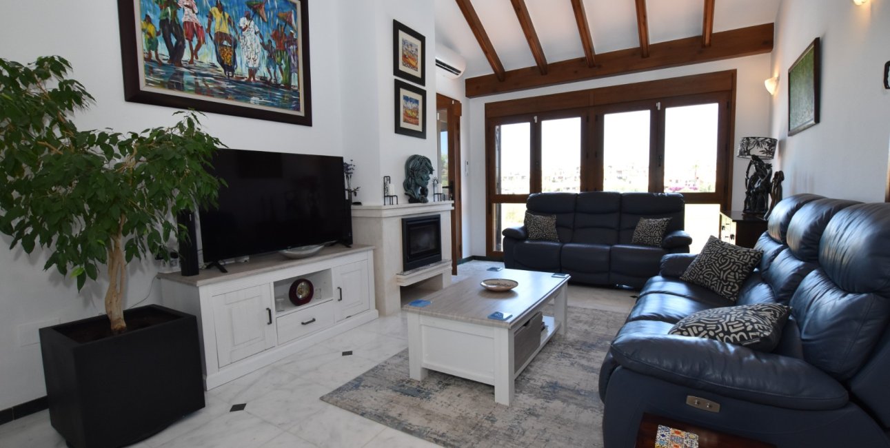 Resale - Villa -
Algorfa - La Finca Golf Resort