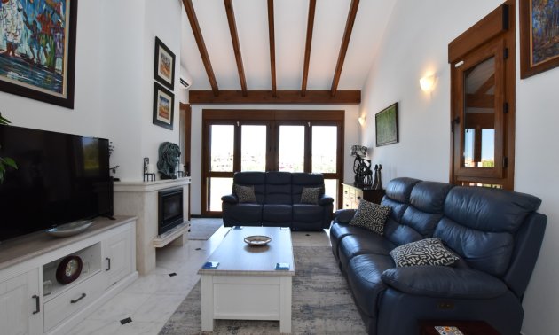 Resale - Villa -
Algorfa - La Finca Golf Resort