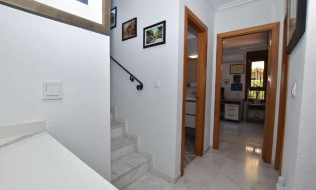 Resale - Villa -
Algorfa - La Finca Golf Resort