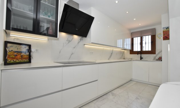 Resale - Villa -
Algorfa - La Finca Golf Resort