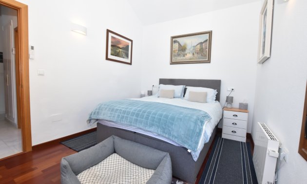 Resale - Villa -
Algorfa - La Finca Golf Resort