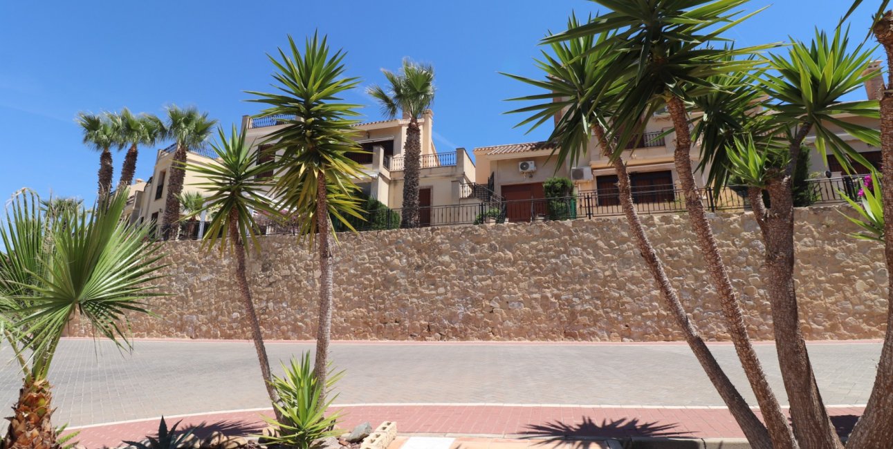 Rynek wtórny - Bungalowy -
Algorfa - La Finca Golf Resort