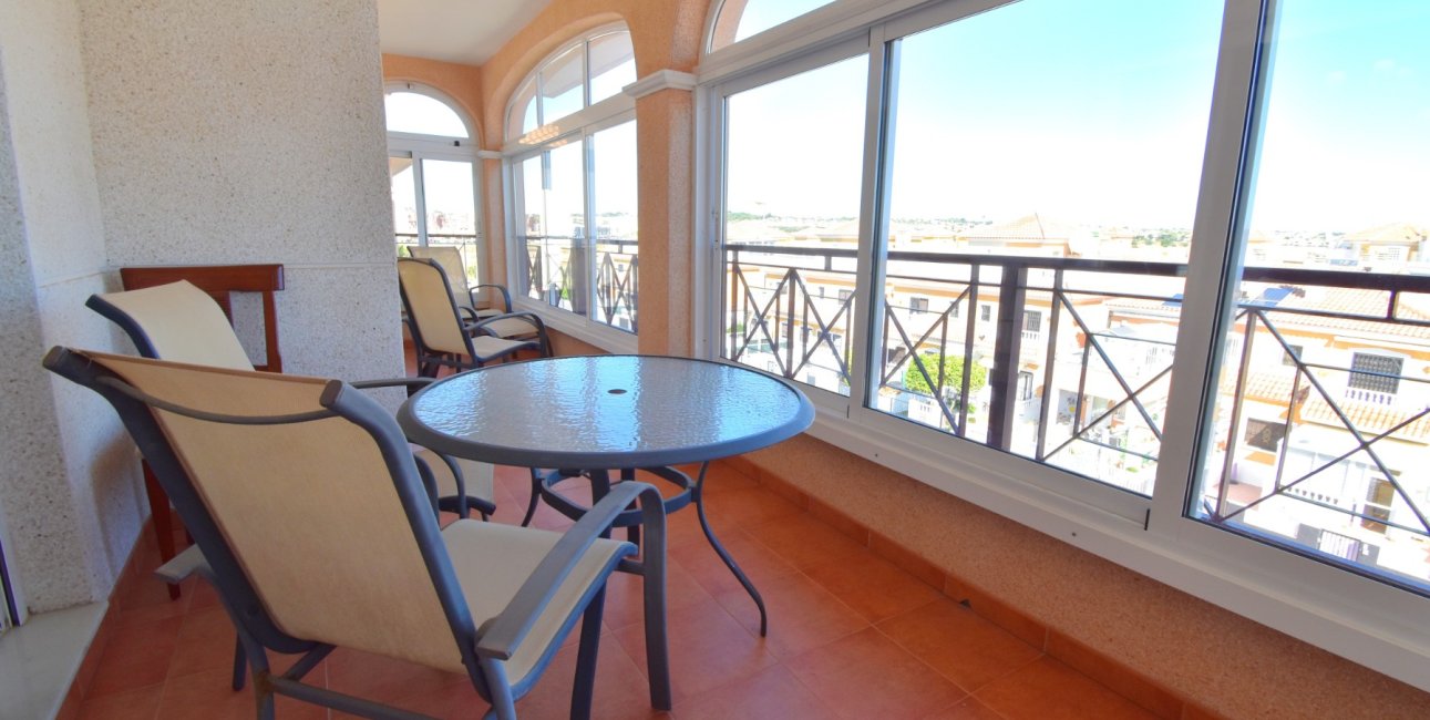 Resale - Duplex -
Orihuela Costa - Playa Flamenca