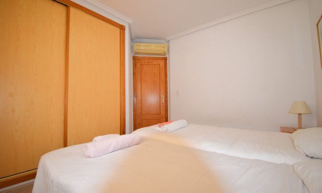 Resale - Duplex -
Orihuela Costa - Playa Flamenca