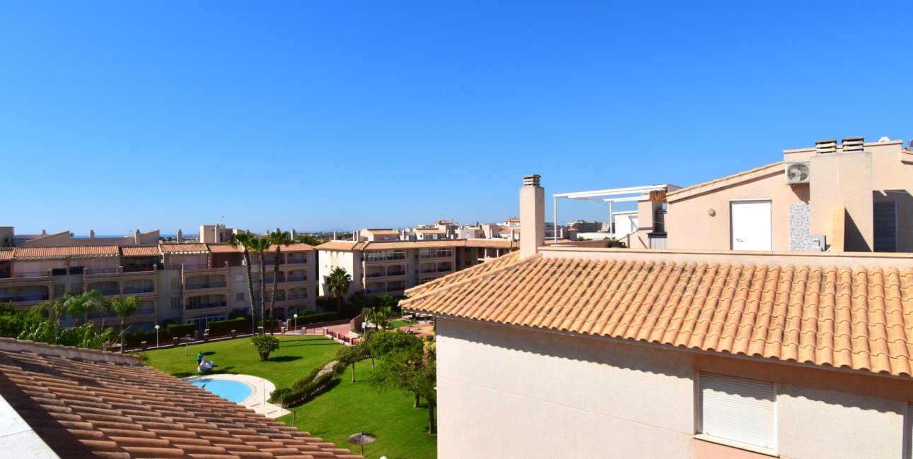 Resale - Duplex -
Orihuela Costa - Playa Flamenca